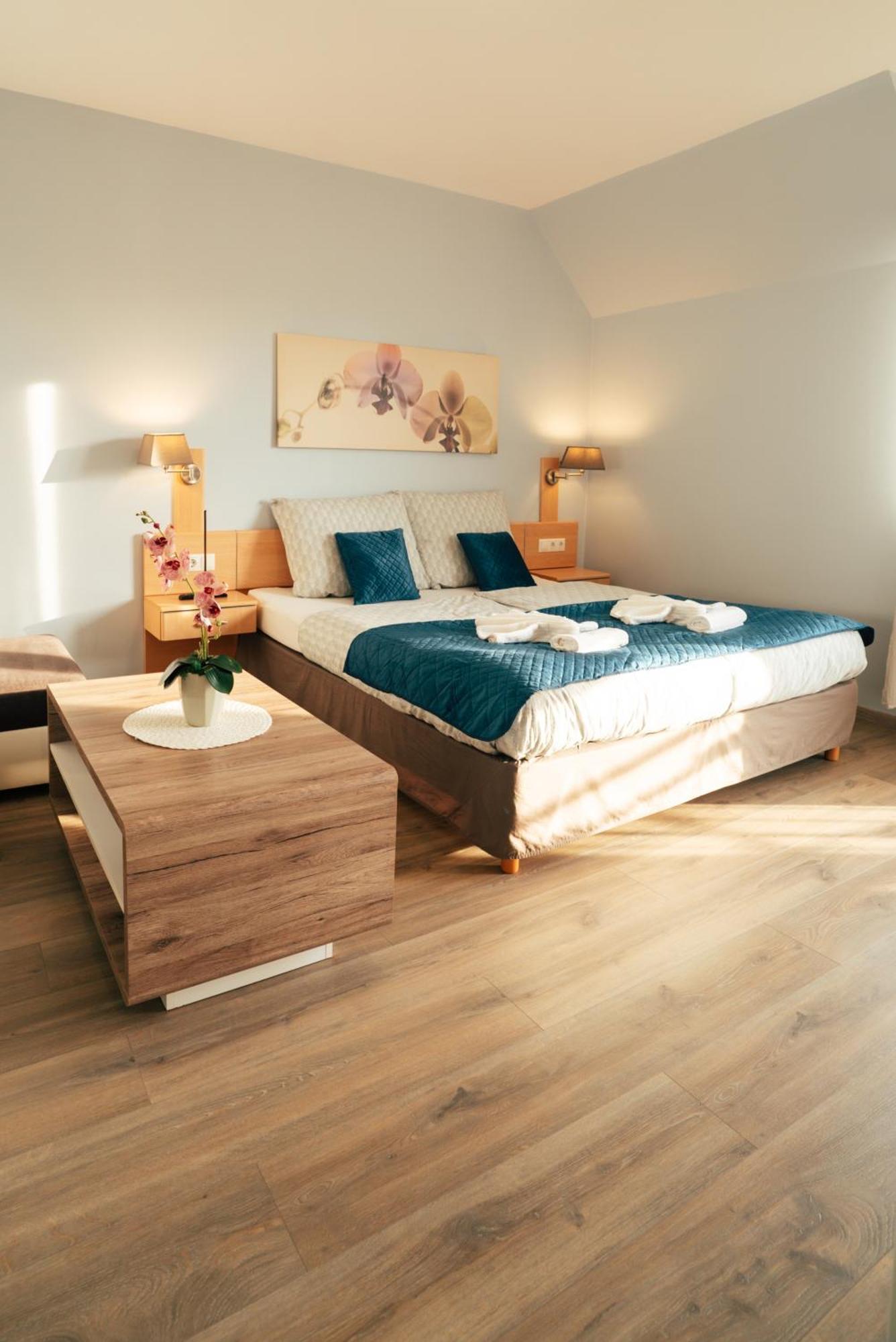 Orchidea Wellness Apartman ซาลาคาโรส ภายนอก รูปภาพ